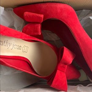 Pointed Toe Red Suede Pumps (with bow) Cathy Jean